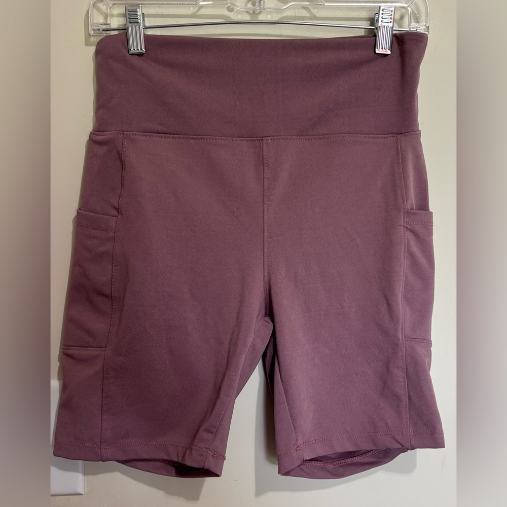 Women's High-Waisted Purple Shorts leggings
